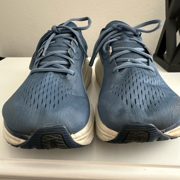 Altra via Olympus Blue and White Athletic Shoes main image 10